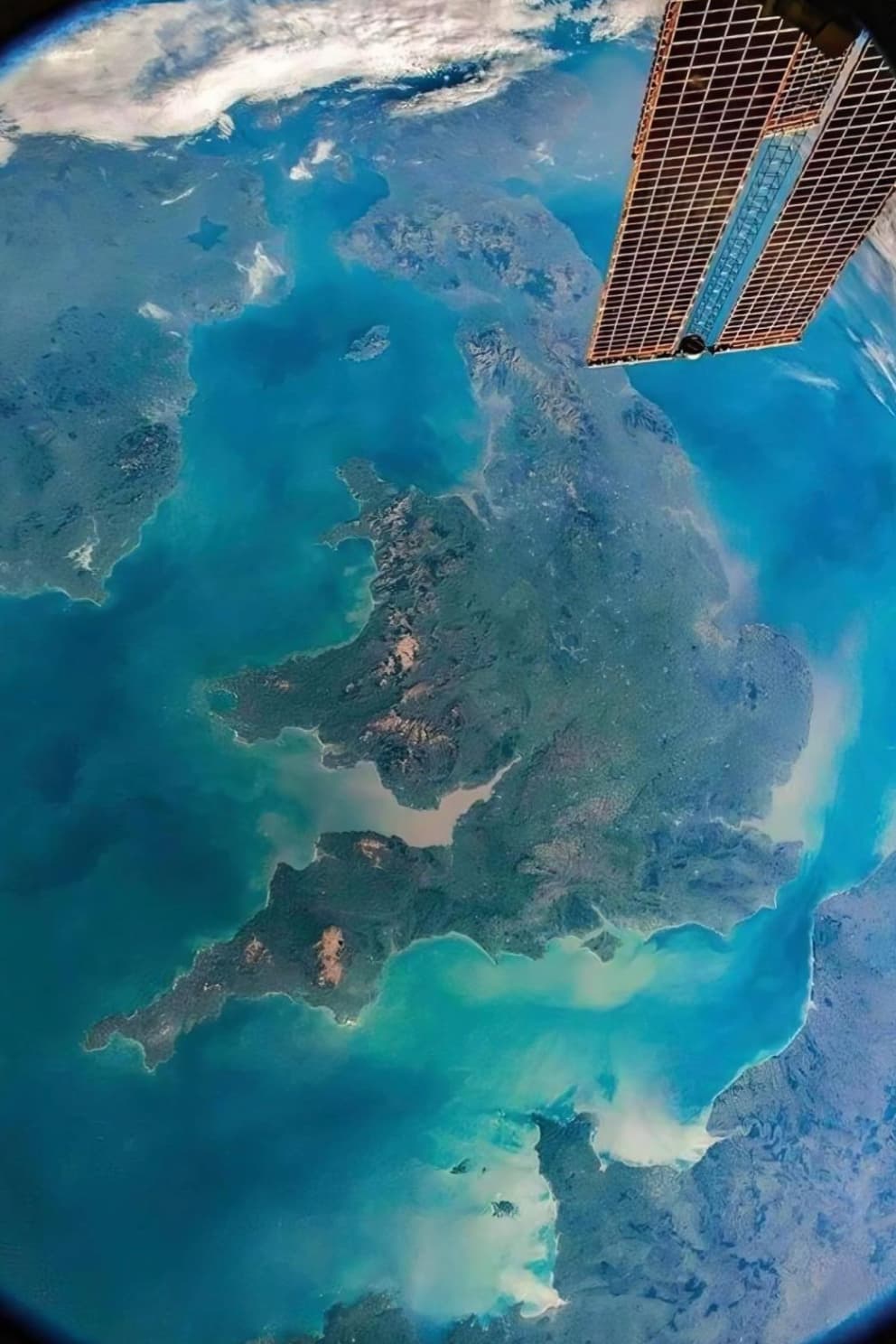 “The United Kingdom seen from the ISS”